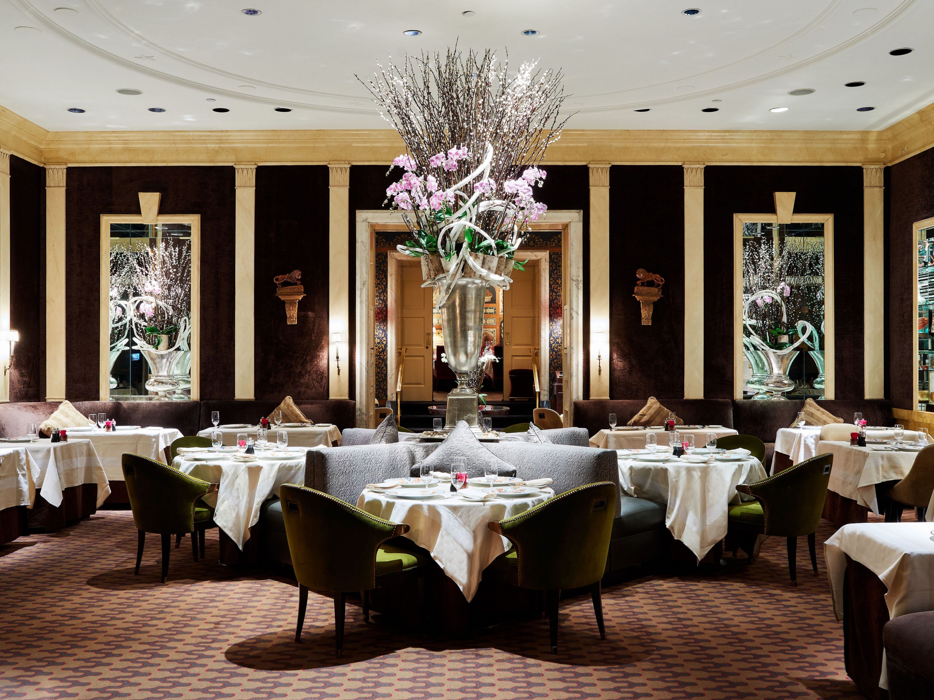 The Carlyle Hotel Restaurant NYC Luxury Restaurants