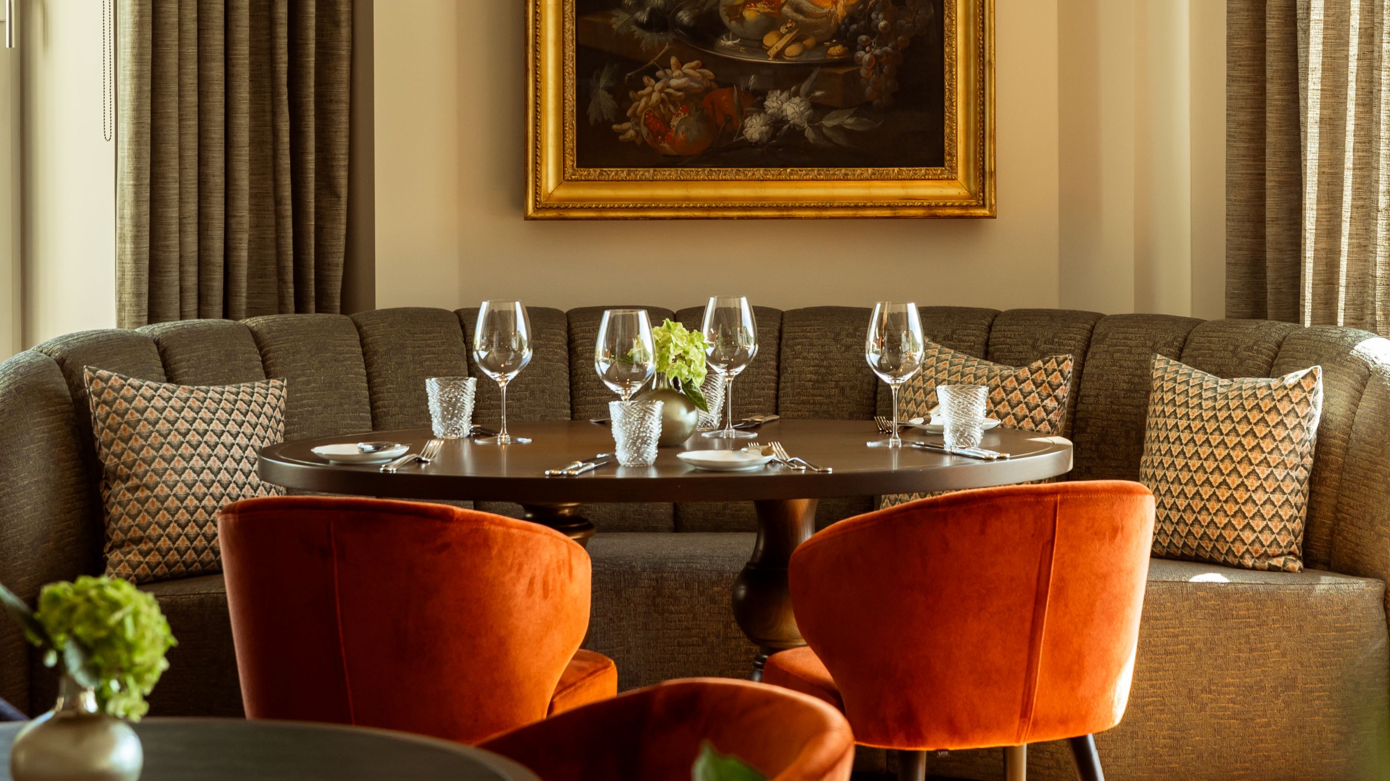 Painting in Schloss Restaurant