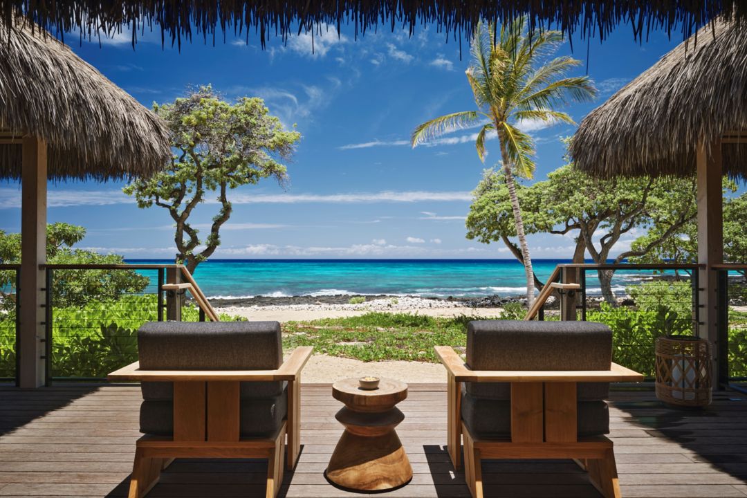 The Harbour Corner Suite floor plan features one king bed, a bathroom, dressing room, & living area.