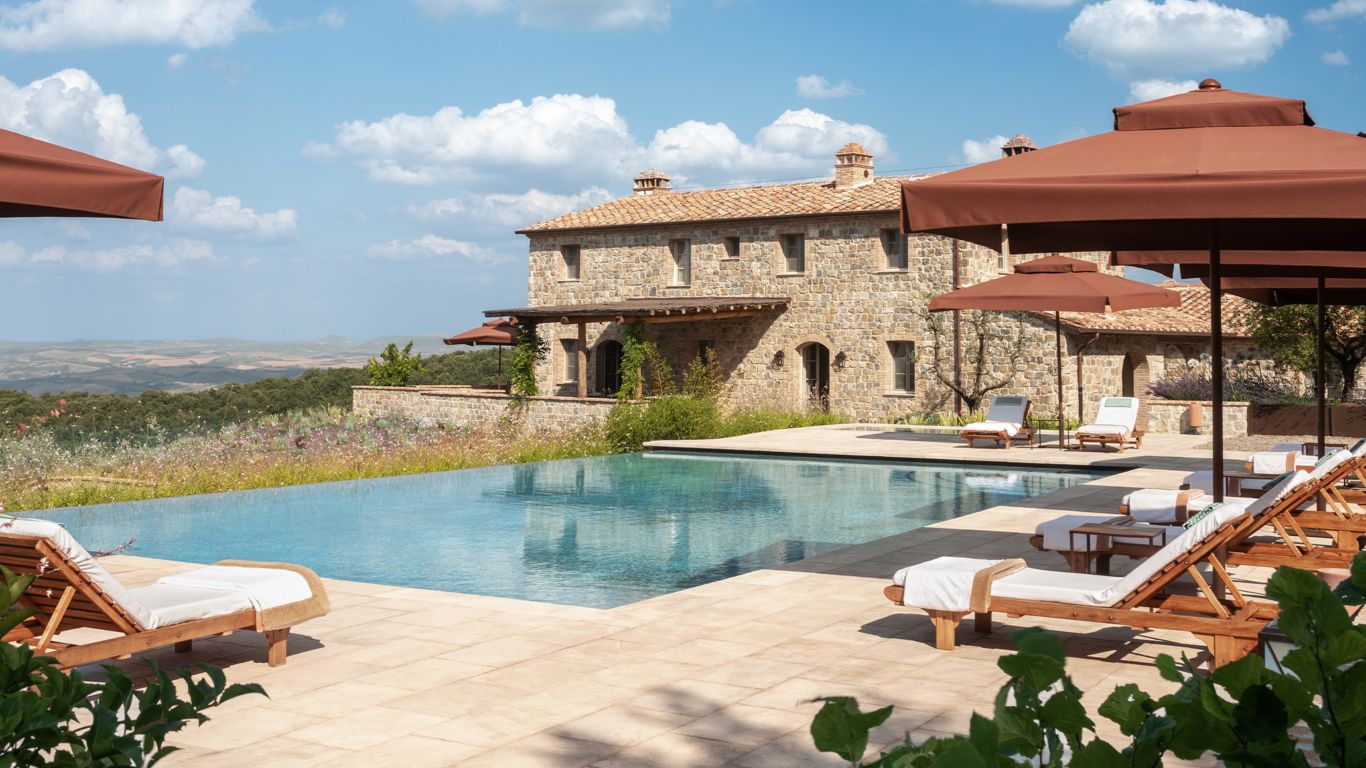 Residence exterior with pool