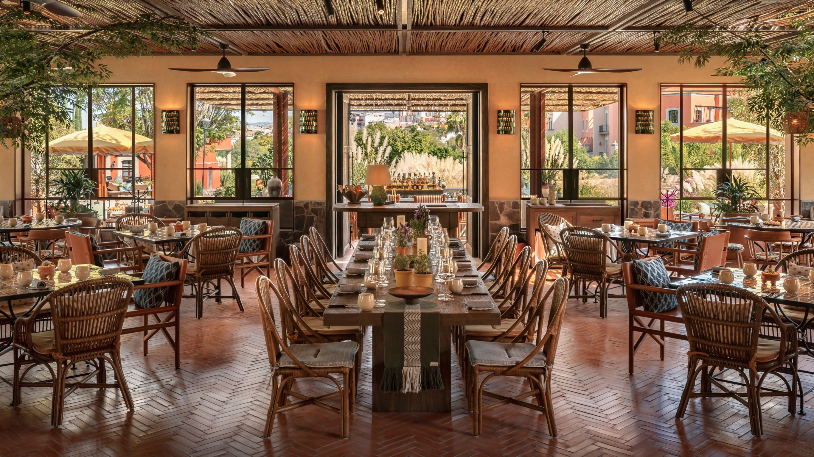 Pirules Garden Kitchen