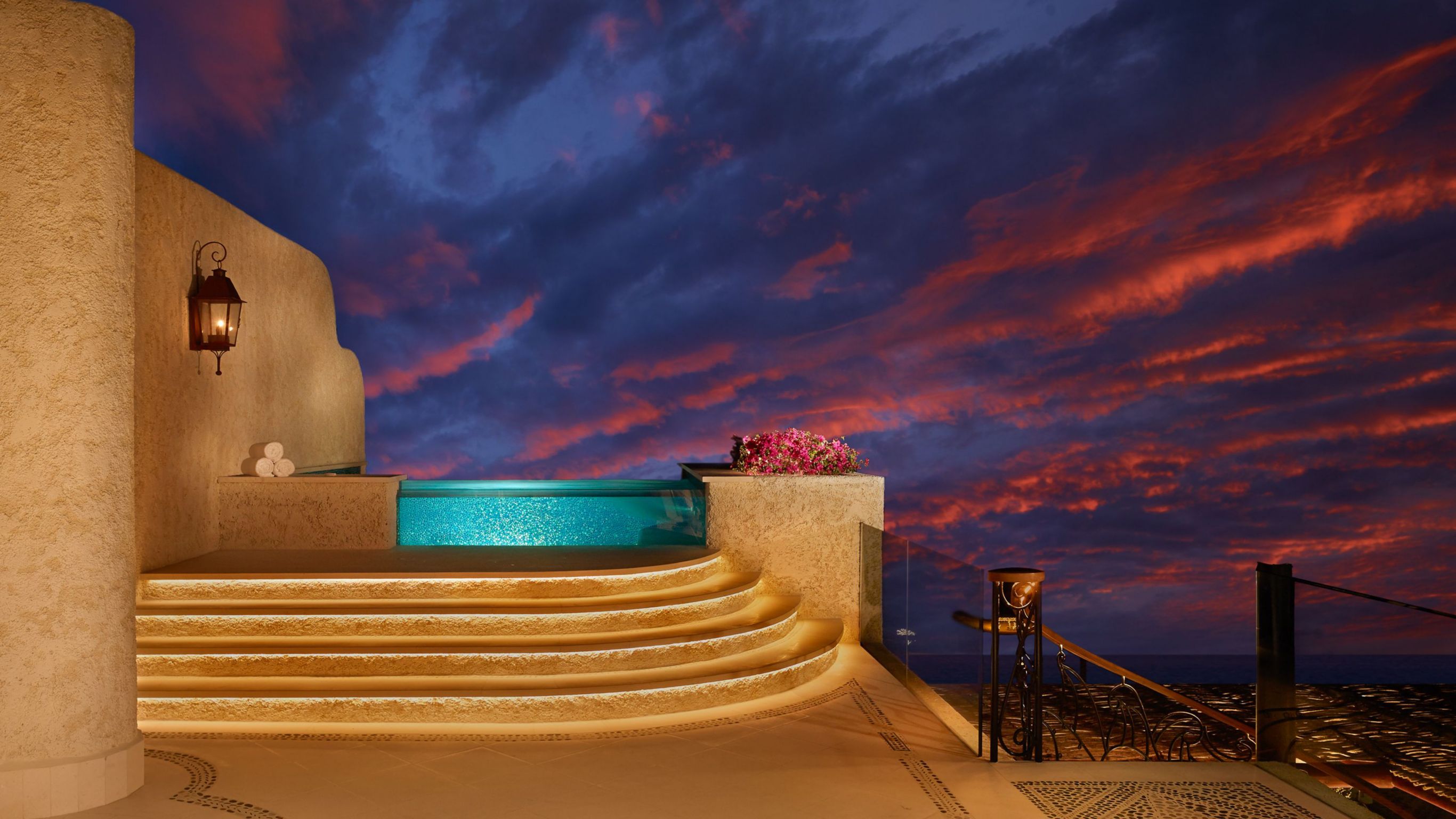 Penthouse Pool Rosewood