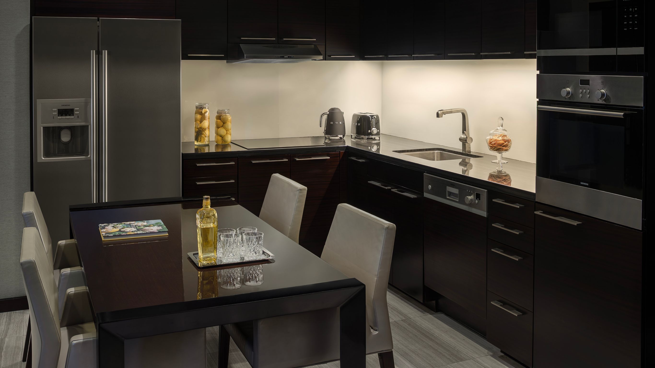 Rosewood Abu Dhabi One Bedroom Serviced Apartment