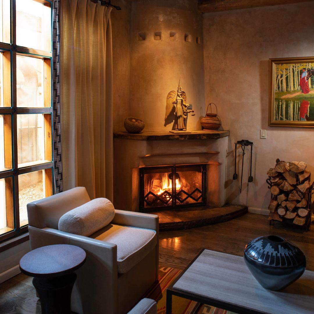 Living Room area with fireplace