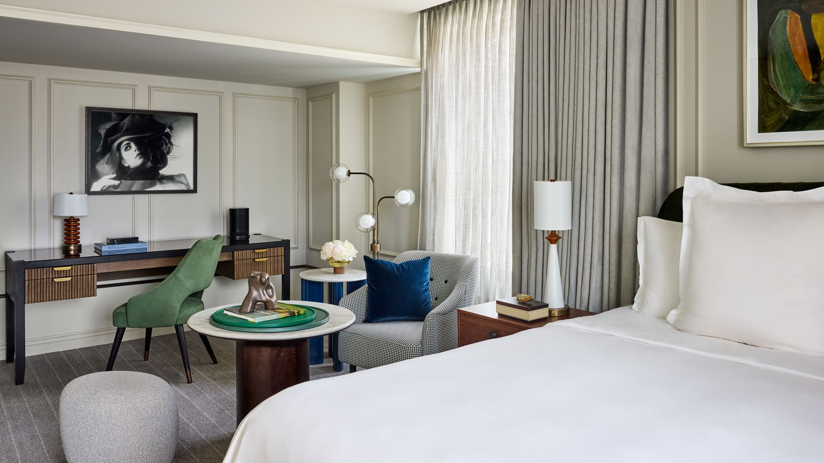 Deluxe King Preferred View Room