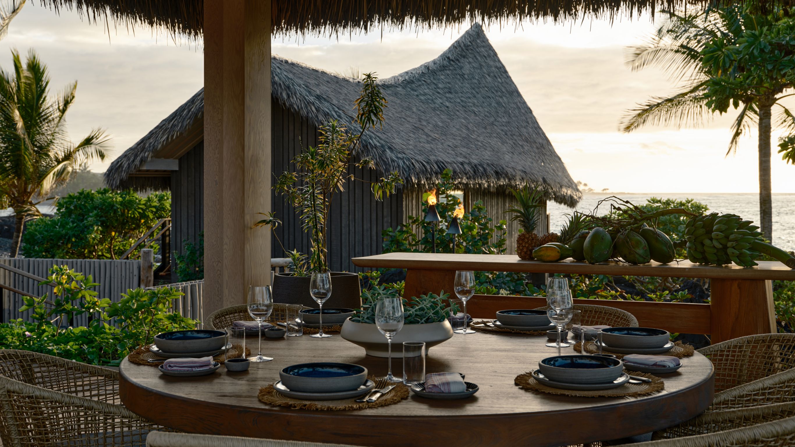 Maheawalu Kauhale Outdoor Dining 