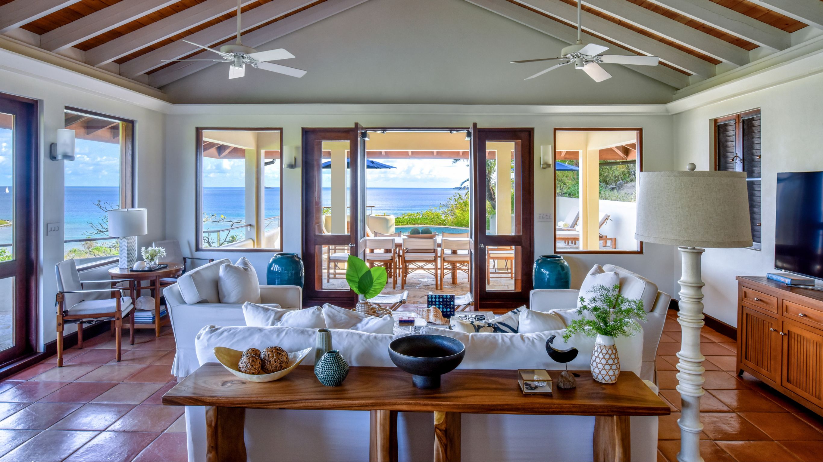 Villa Candor Living room view