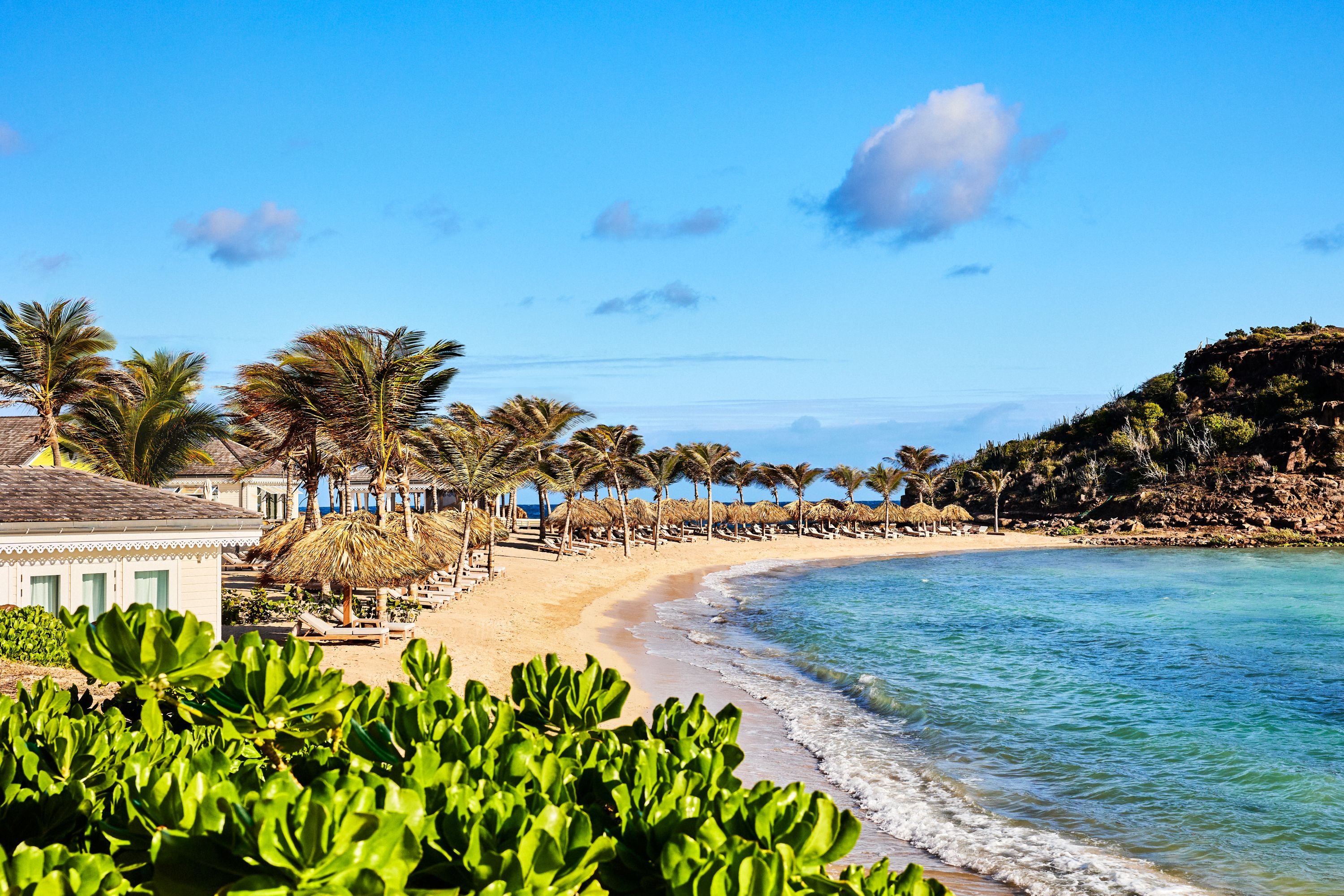 Caribbean Beaches and Watersports | Rosewood Le Guanahani