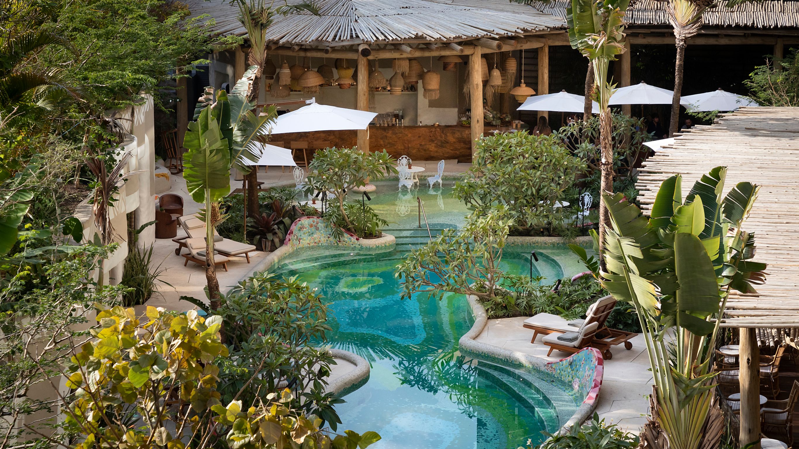 Emerald Garden Pool & Bar