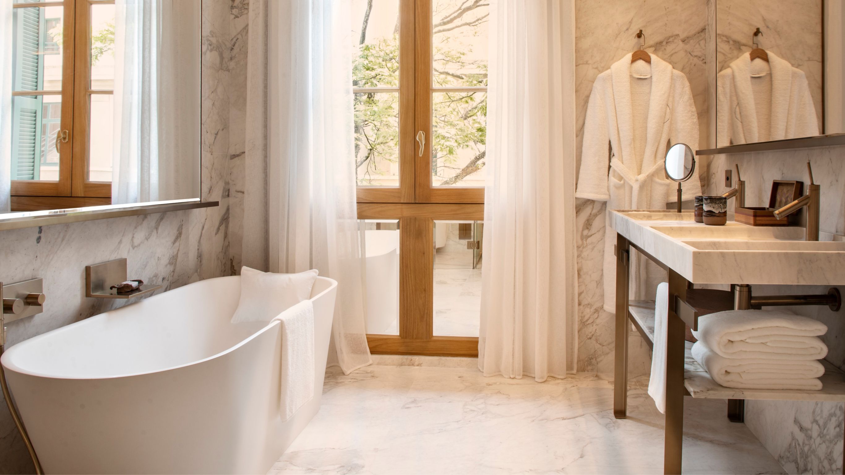 Junior Suite - Bathroom