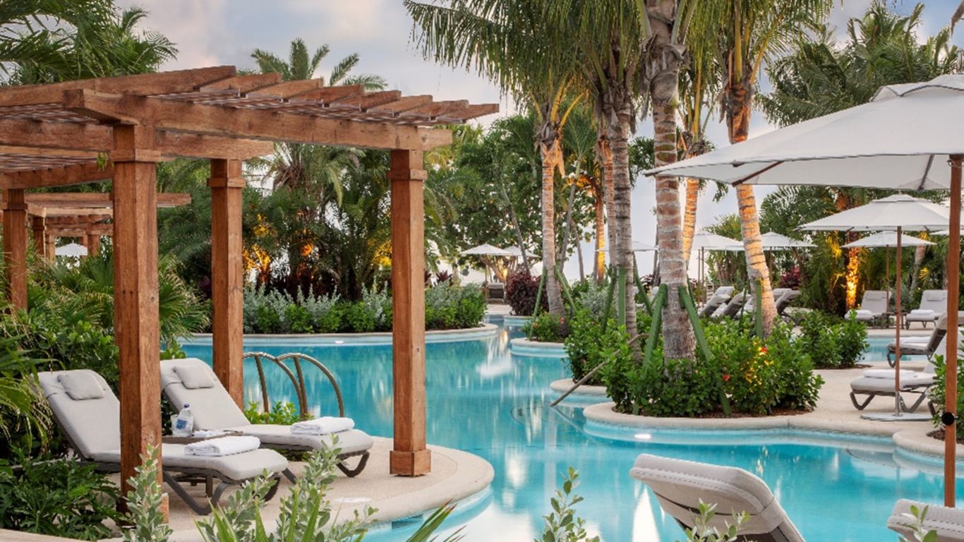 ROSEWOOD HOTELS & RESORTS HONORED BY CONDÉ NAST TRAVELER’S 2023 READERS’ CHOICE AWARDS 