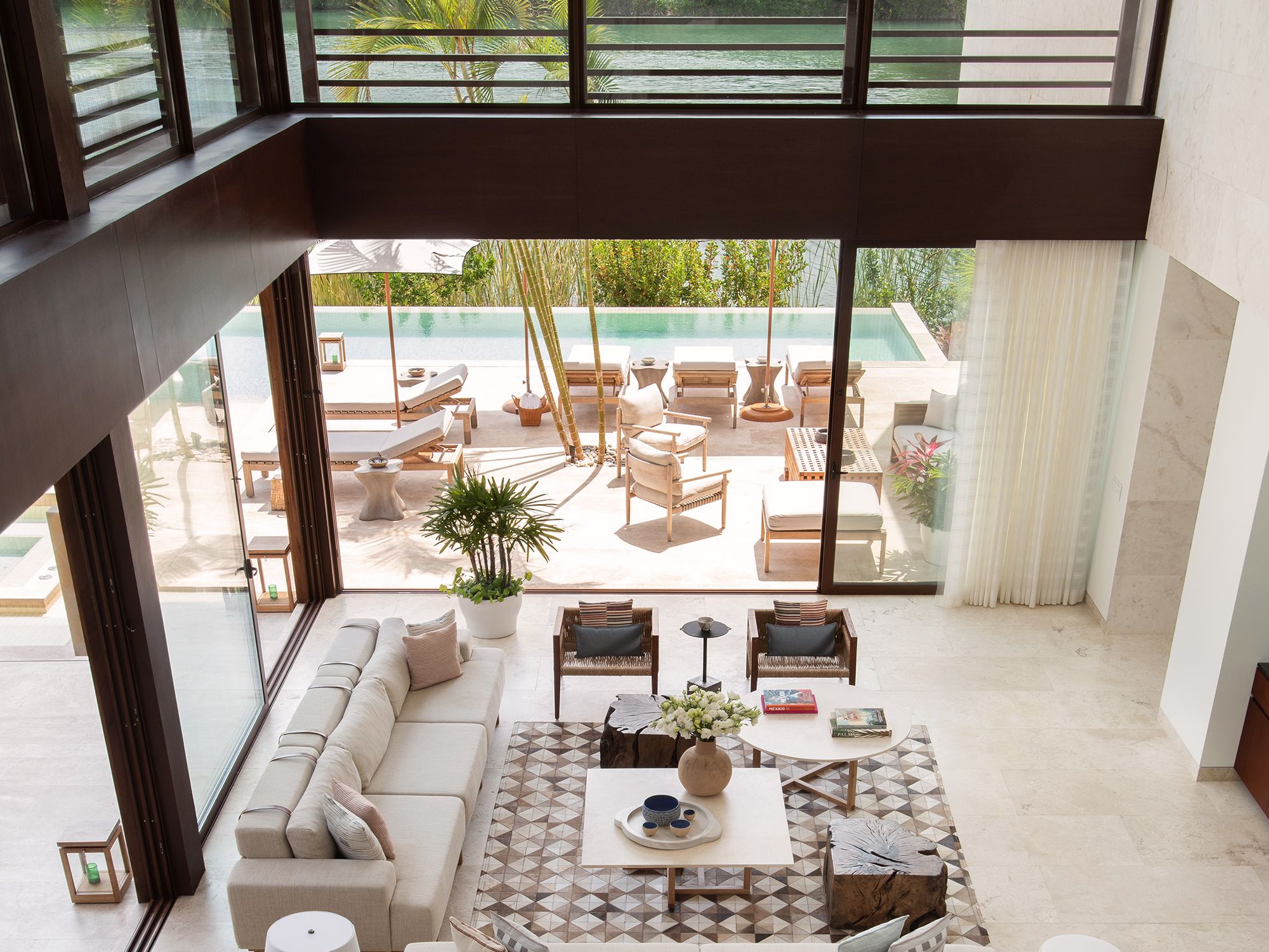 Luxury Home & Villa Rentals | Rosewood Extended Stay Rentals