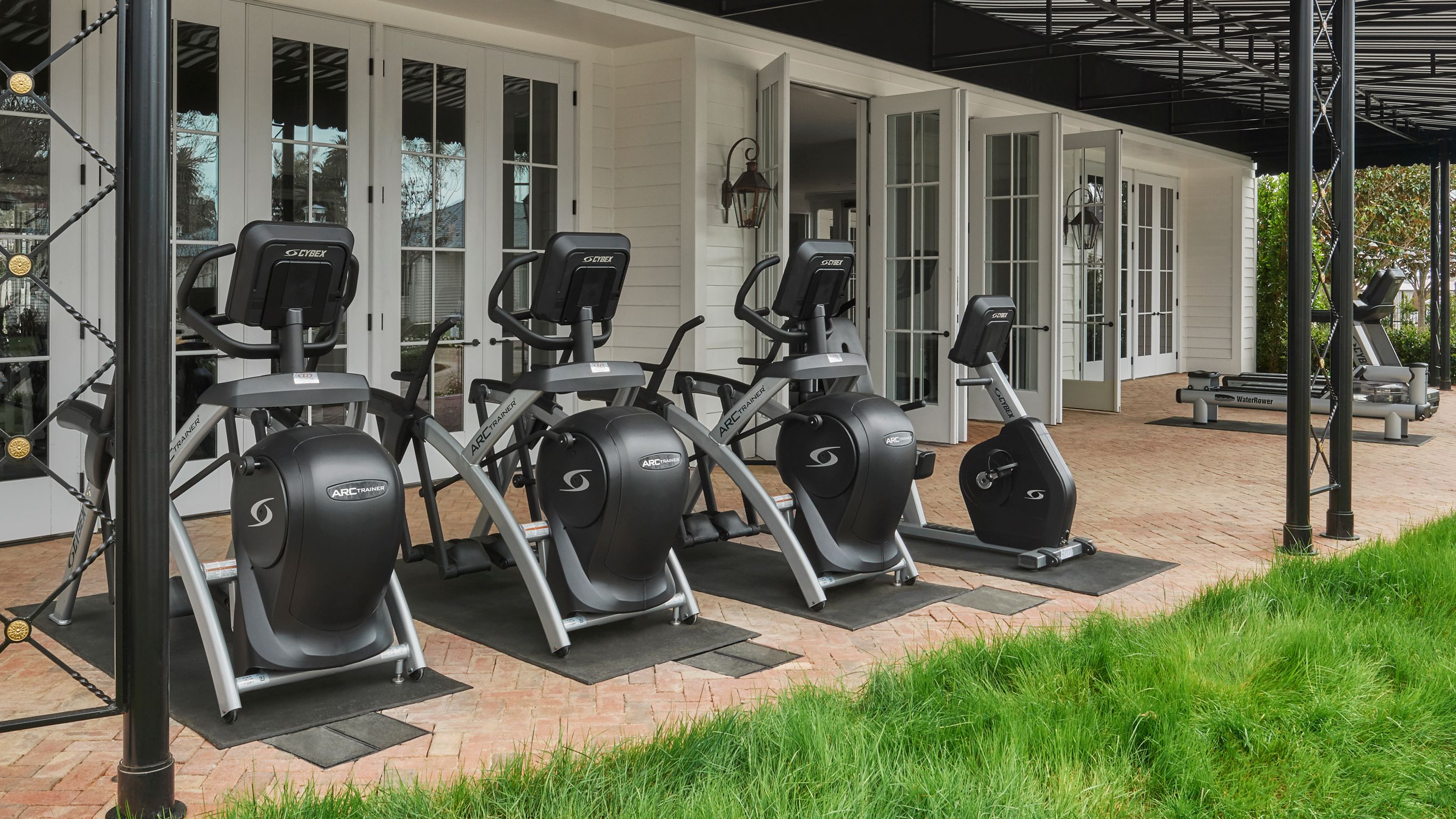 Outdoor Fitness Studio
