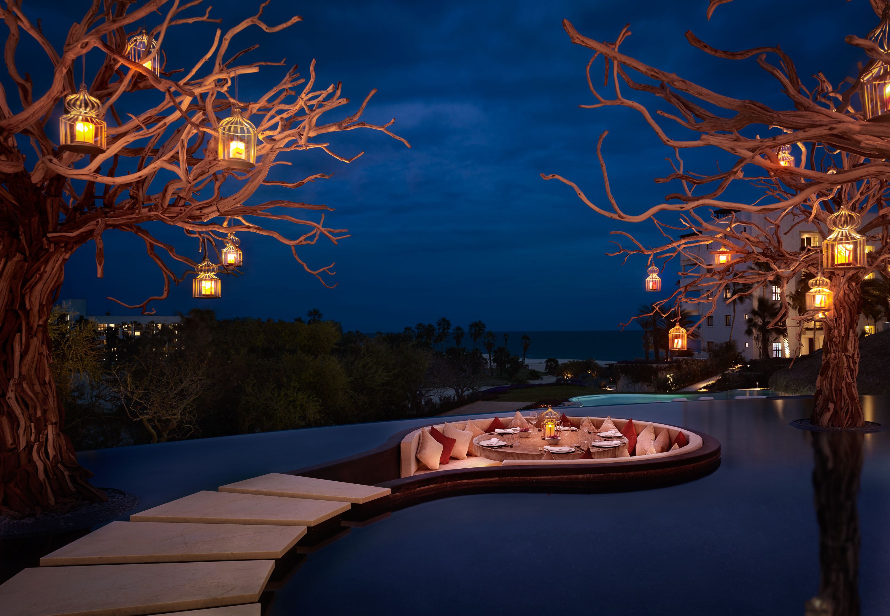 Arbol Las Ventanas Paraiso Los Cabos Restaurant Rosewood