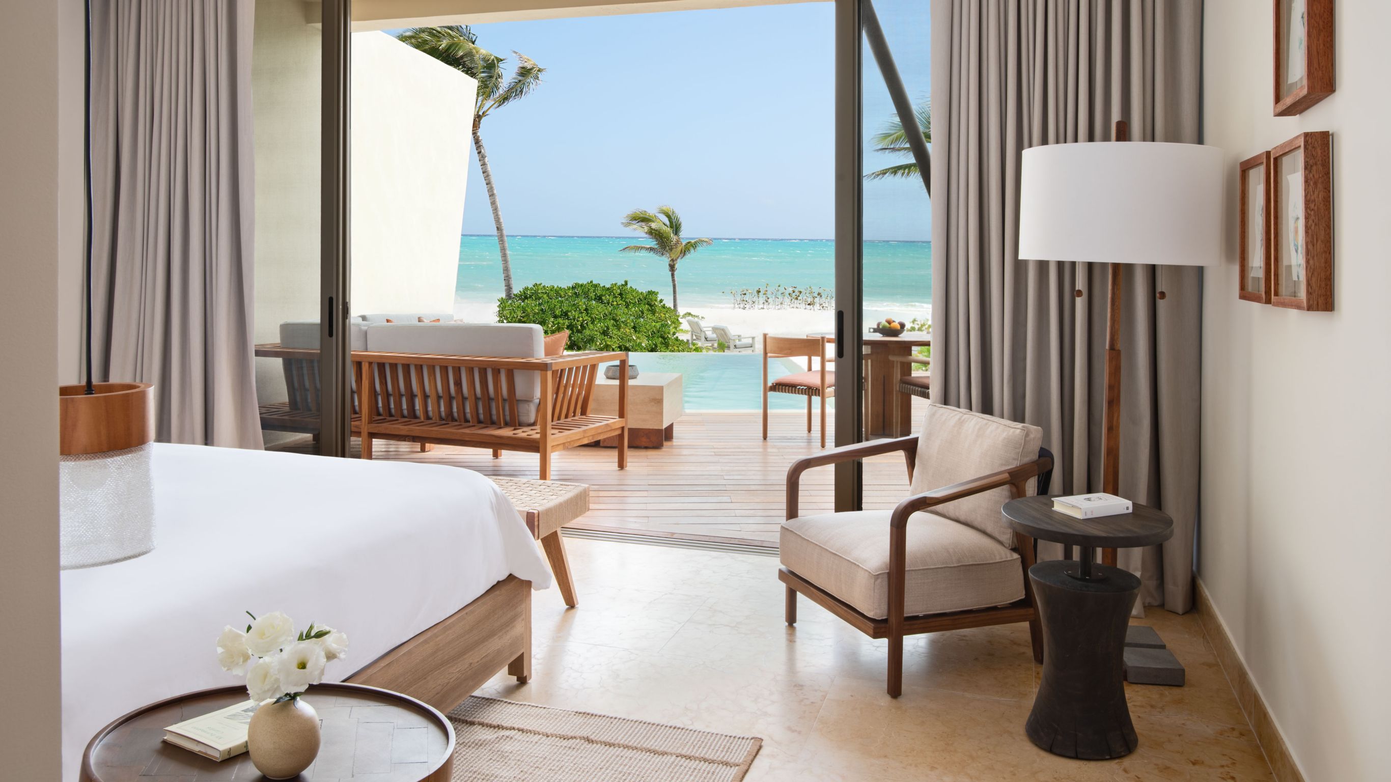 Dormitorio principal de la Beachfront Presidential Suite