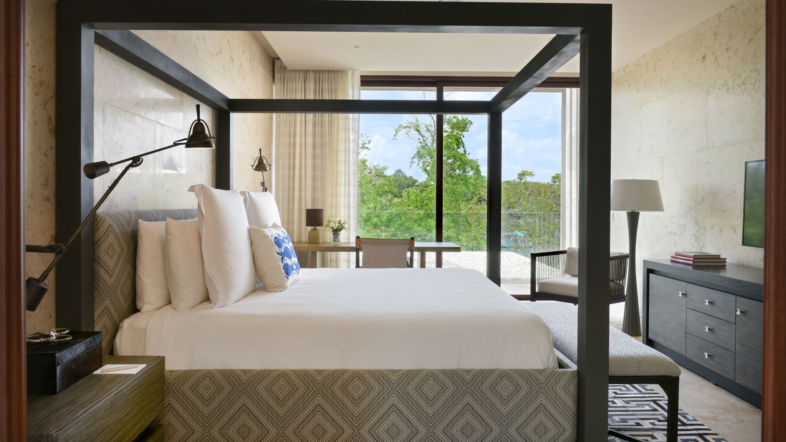 Cenote Villa Master King Bedroom