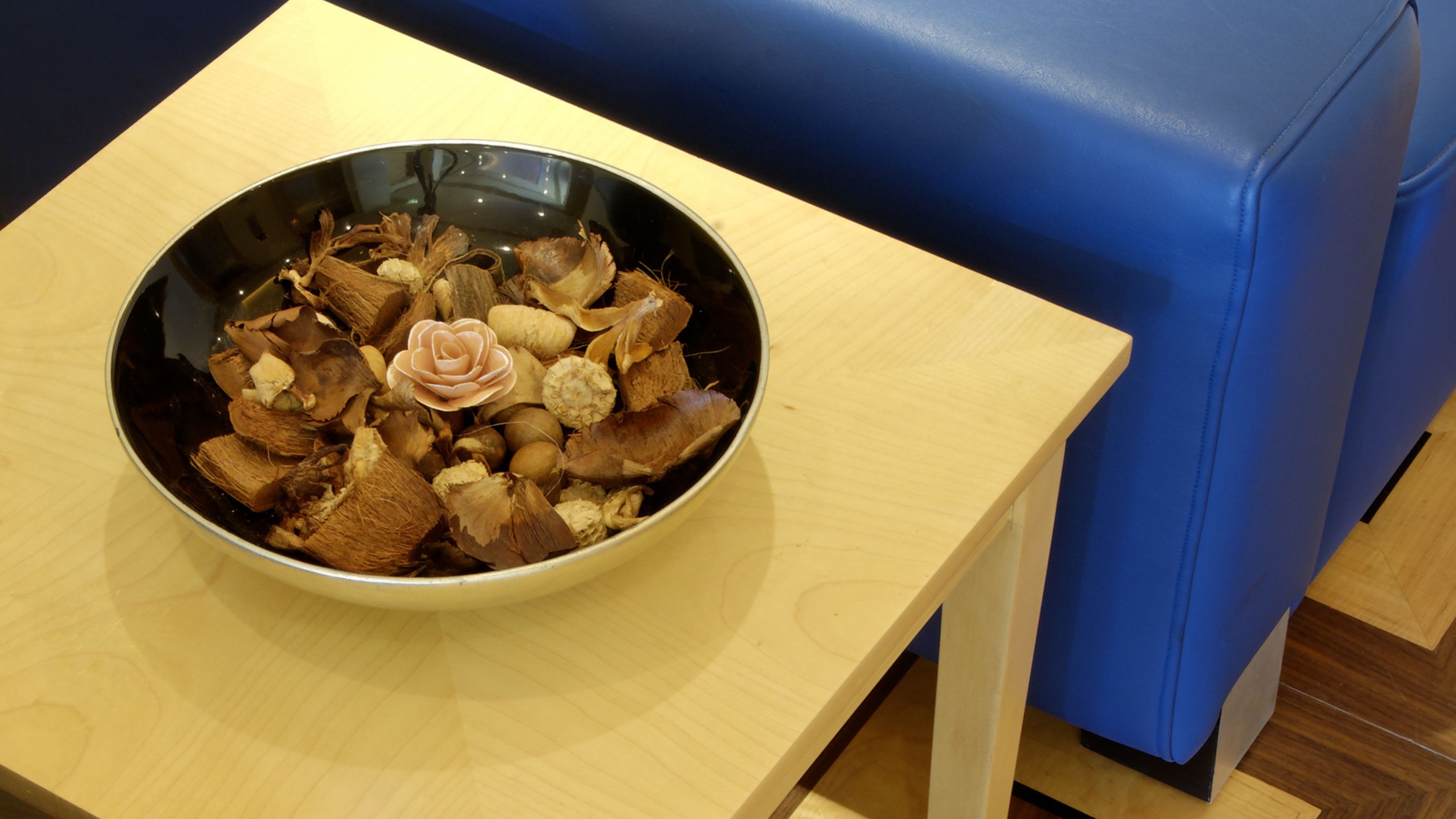 التفاصيل | روزوود جدة