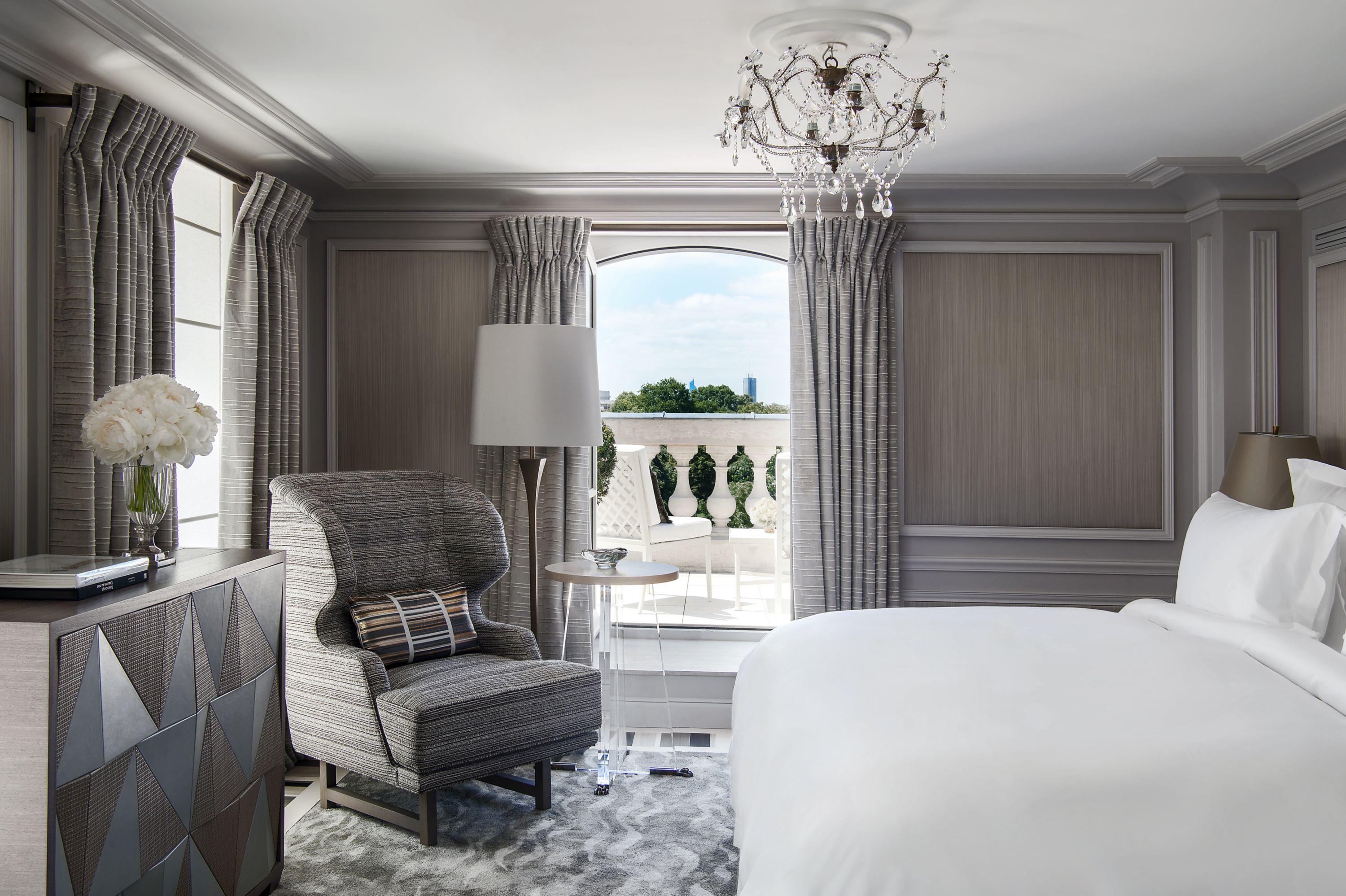 Luxury Paris Accommodations | Rosewood Hôtel de Crillon