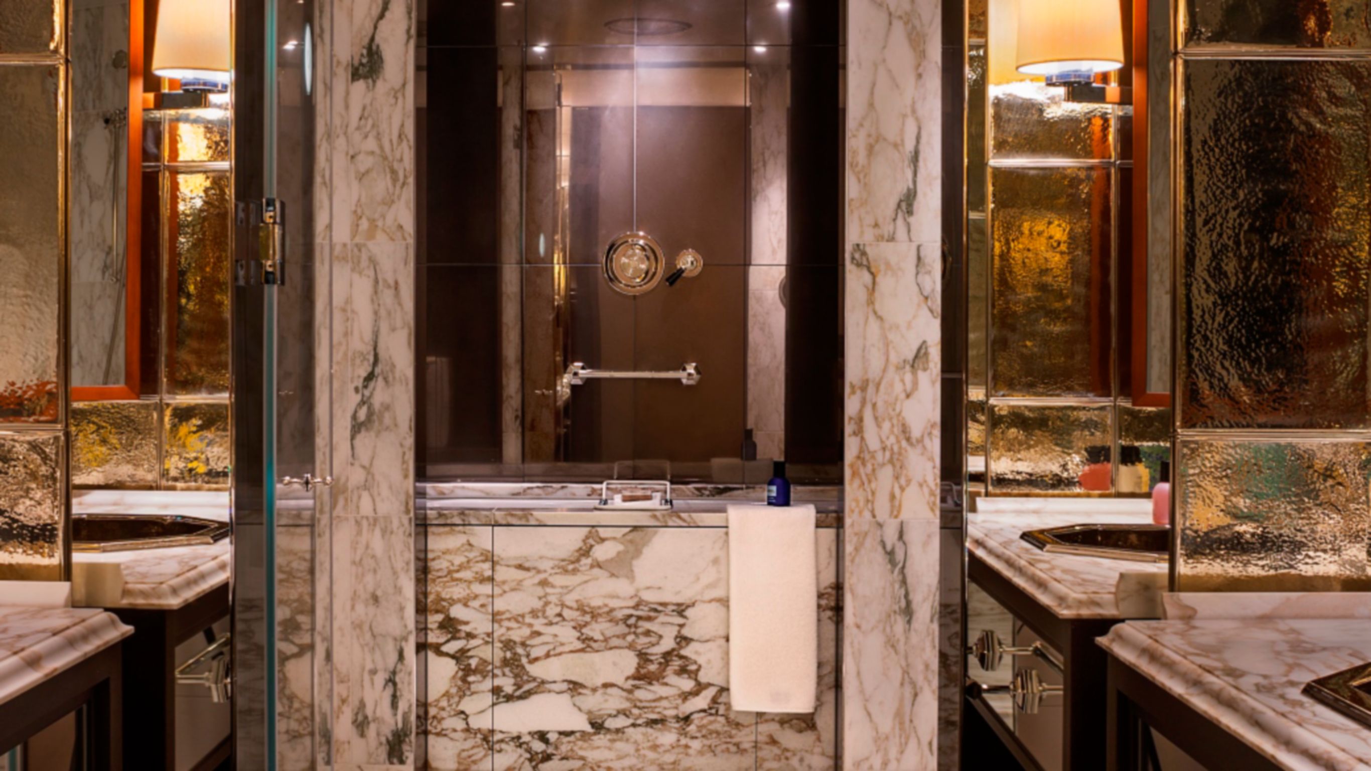 Baño de Holborn House en Londres