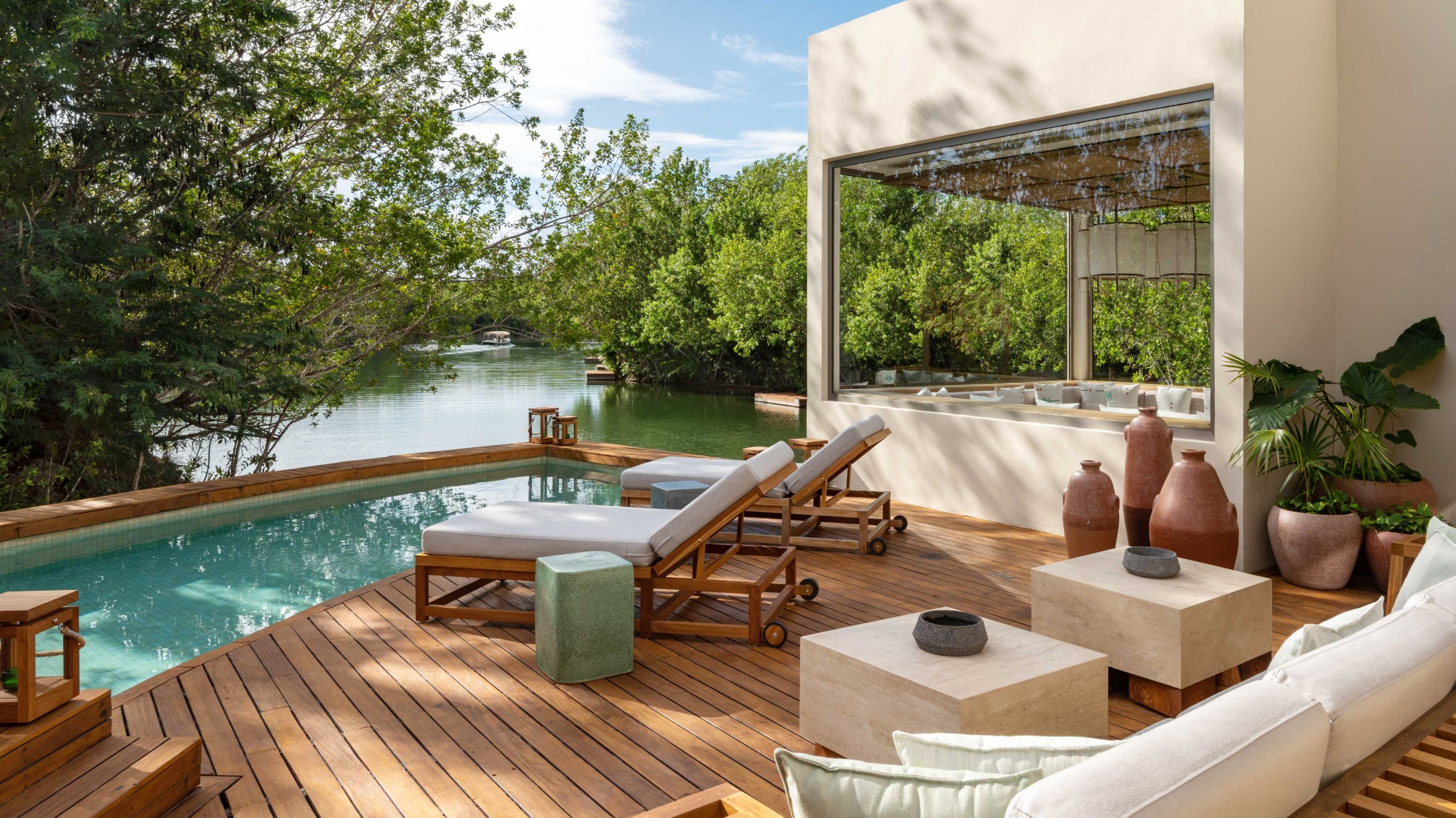 Lagoon Presidential Suite Terrace