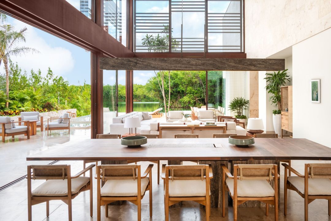 Comedor de la villa de cinco recámaras en Mayakoba Rosewood