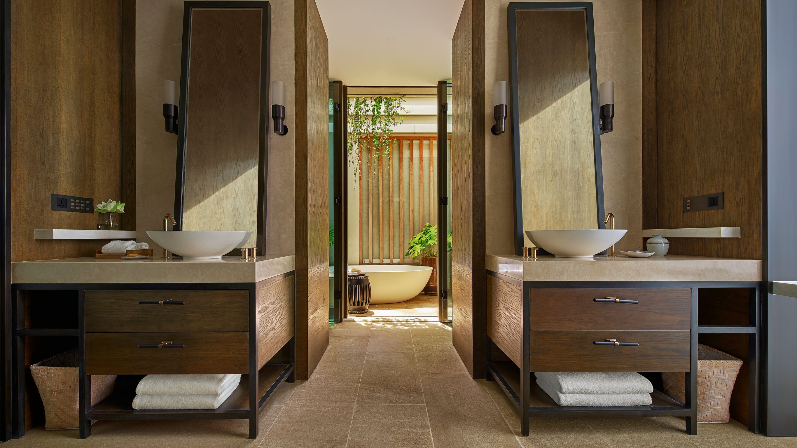 普吉岛局部海景泳池亭楼的浴室