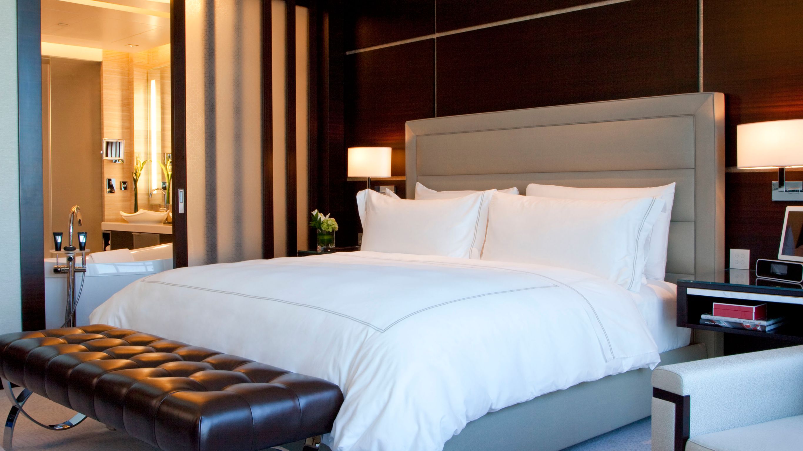 غرفة ديلوكس | فندق روزوود أبوظبي