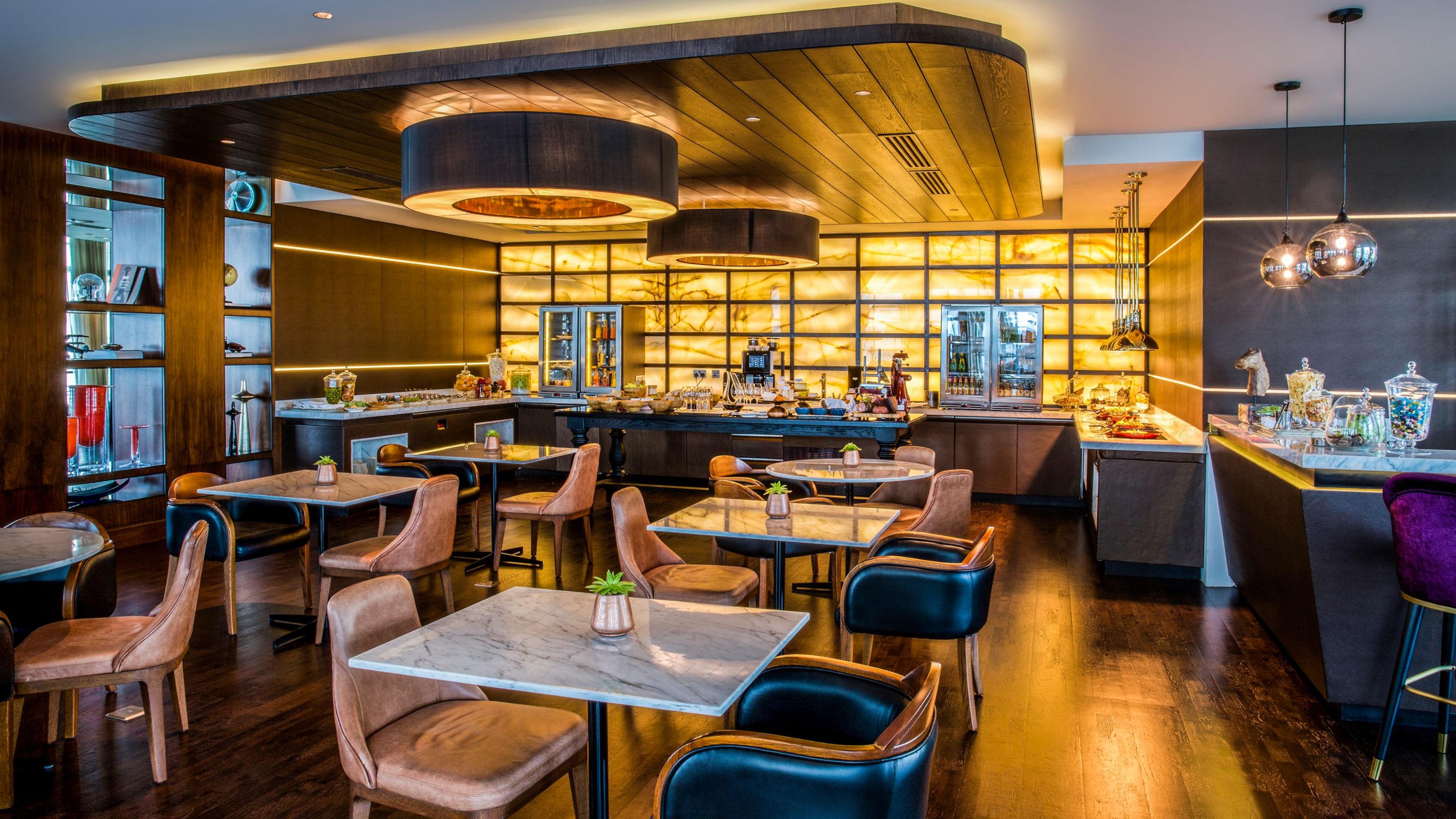 مانور كلوب | فندق روزوود أبوظبي