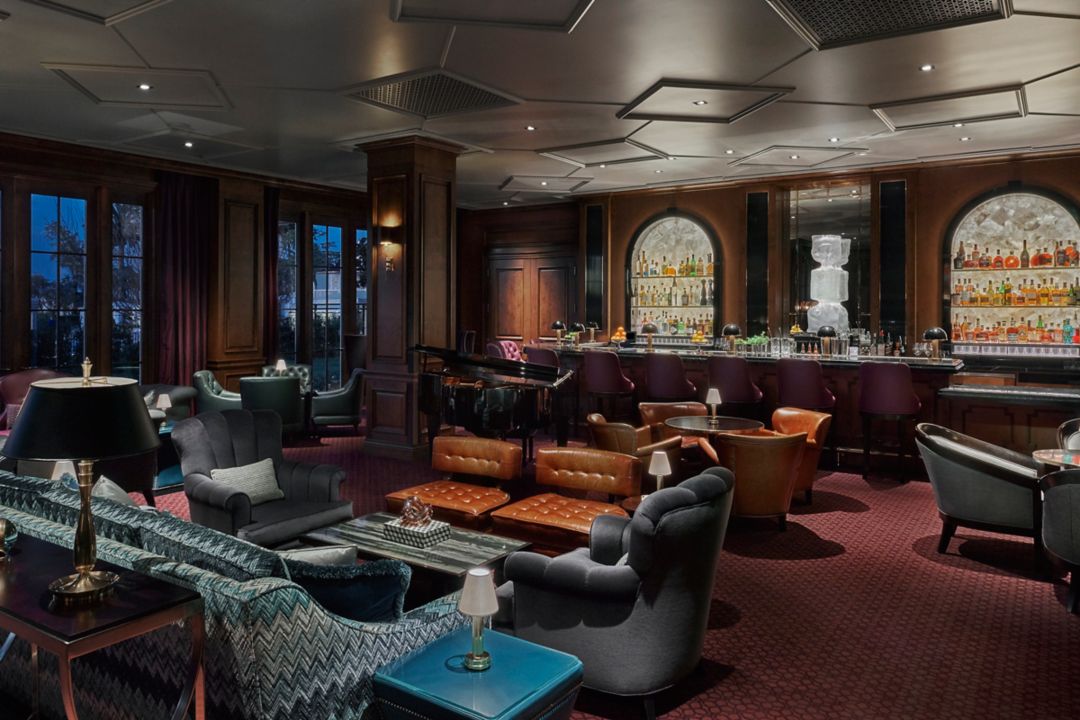 Montecito Bar Rosewood