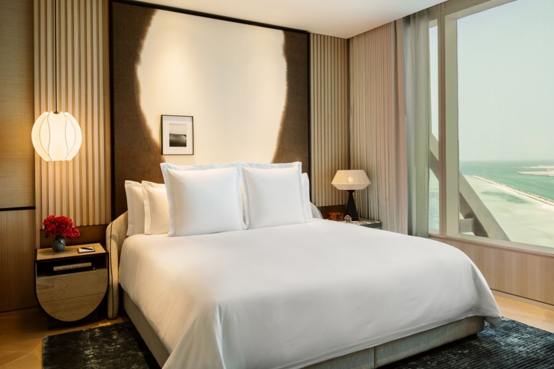 غرفة كلوب بإطلالة على مدينة لوسيل