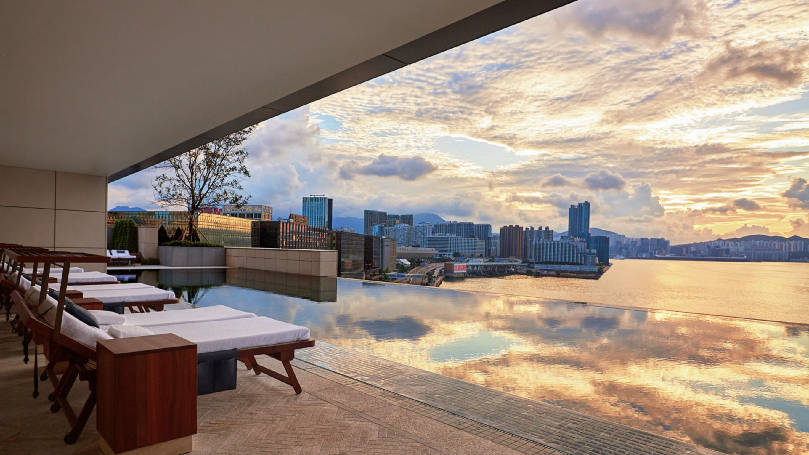 Asaya 泳池 | 香港瑰丽酒店