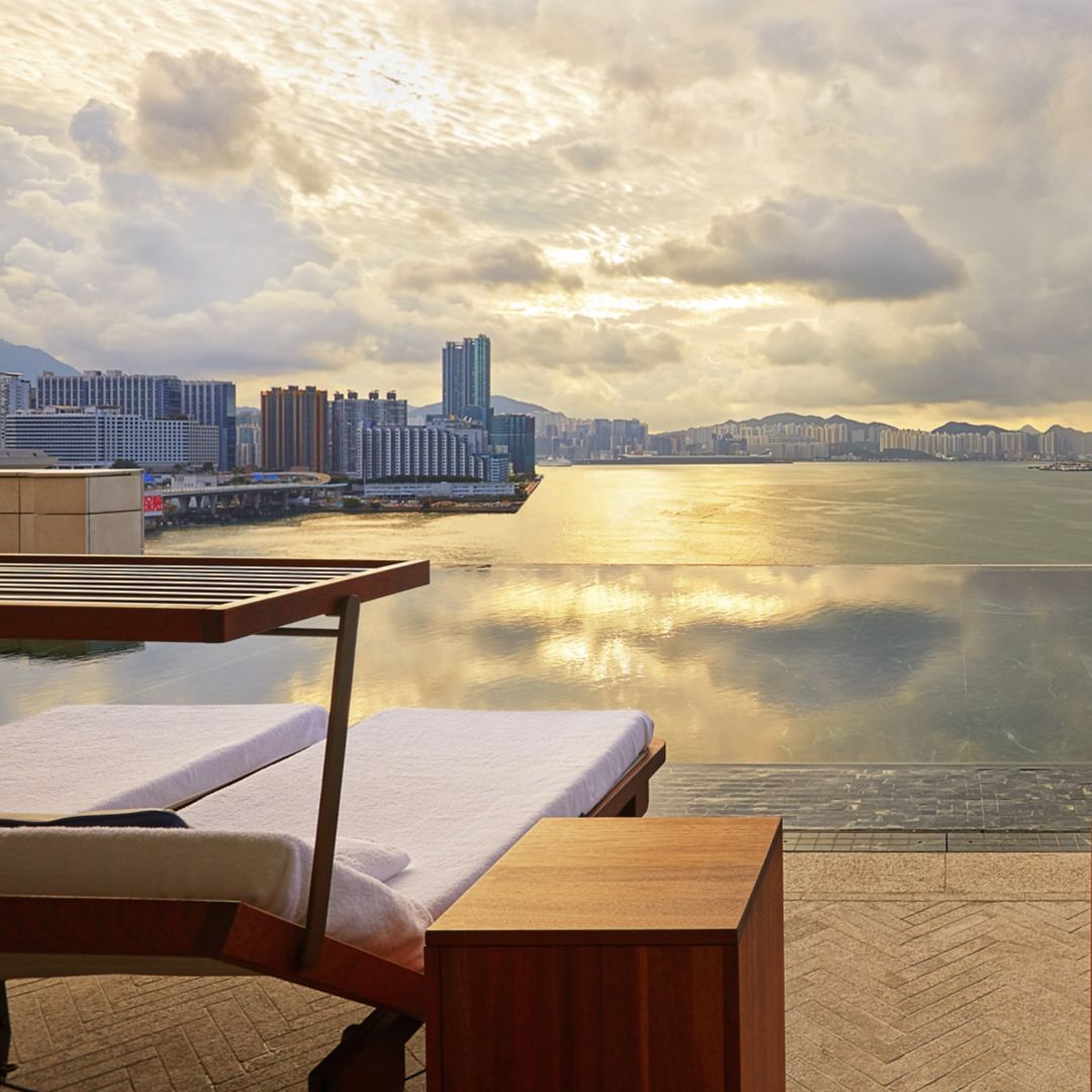 Rosewood Hong Kong Asaya Pool