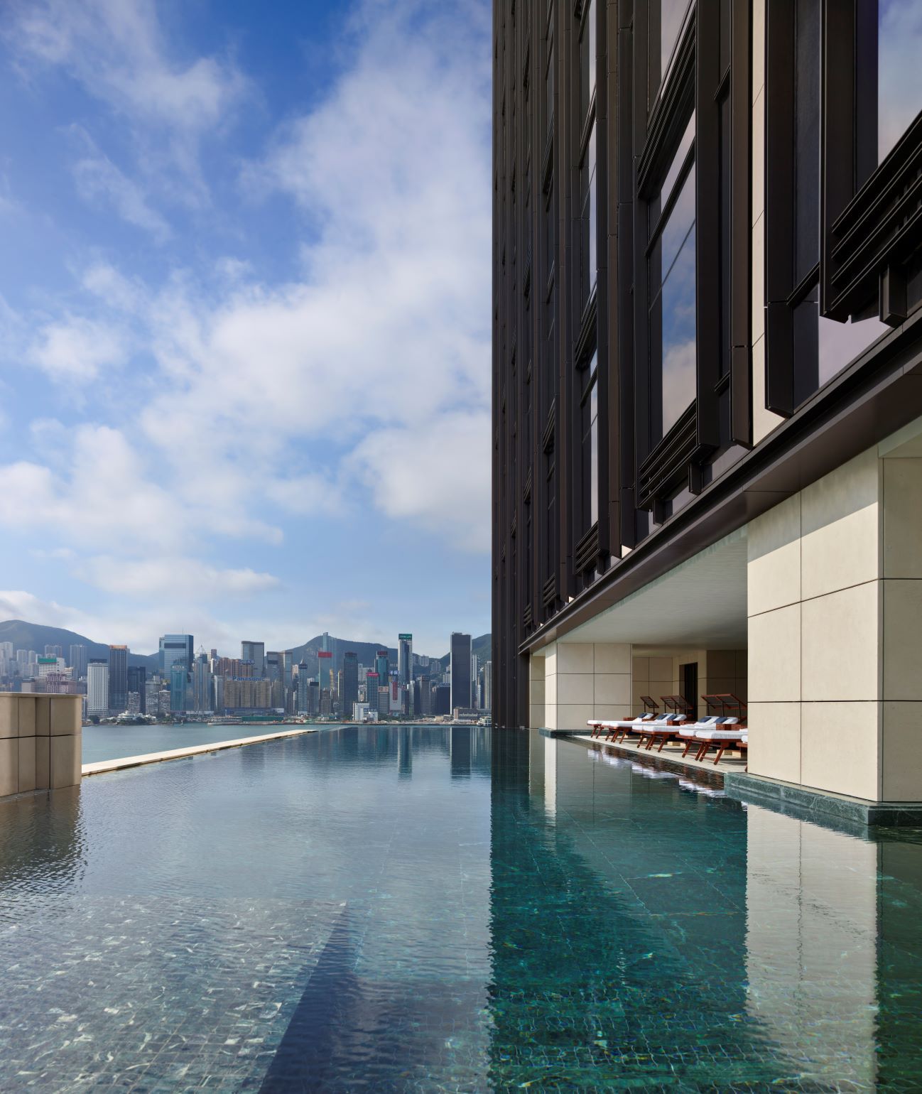 Hong Kong Hotel Infinity Pool Asaya Pool Rosewood Hong Kong