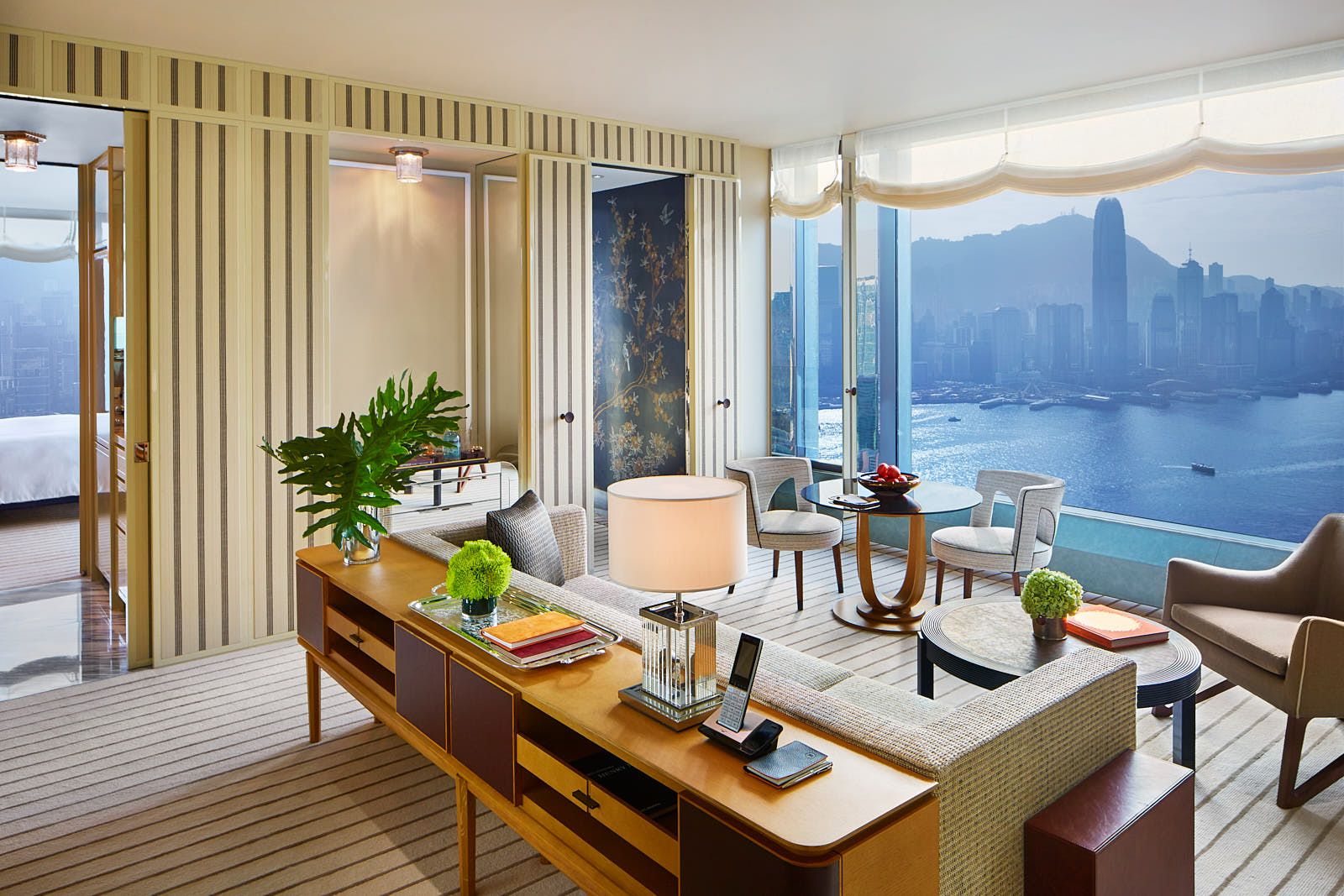 Premium OneBedroom Harbour View Rooms Hong Kong Rosewood