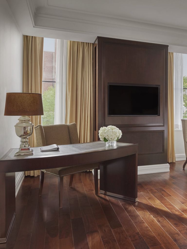 living-room-dc-events-cabinets-matttroy