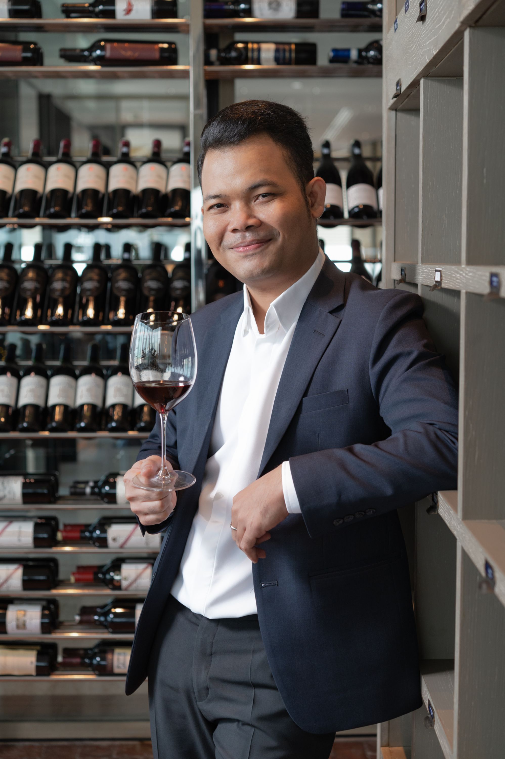 Rosewood Phnom Penh | Sara Wine Sommelier at Cuts