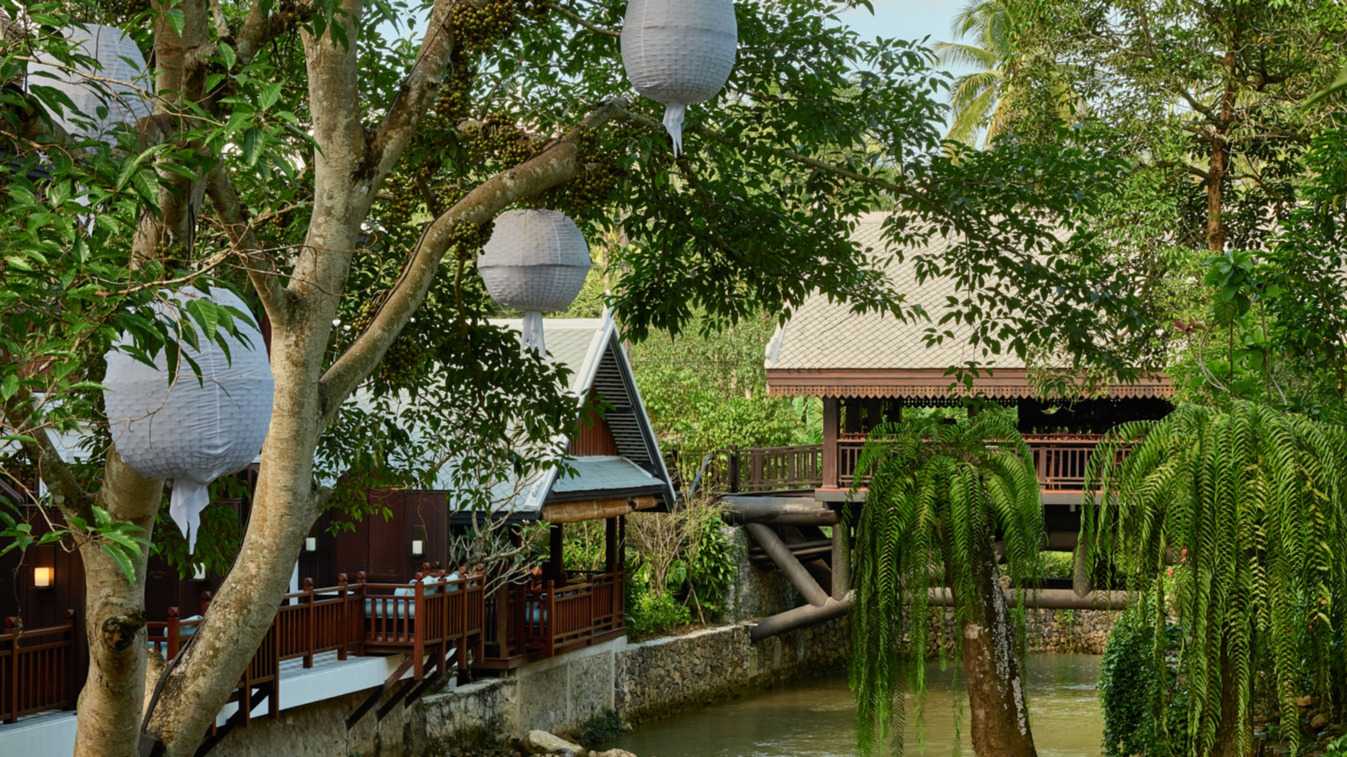 Elephant Bridge Bar | Rosewood Luang Prabang