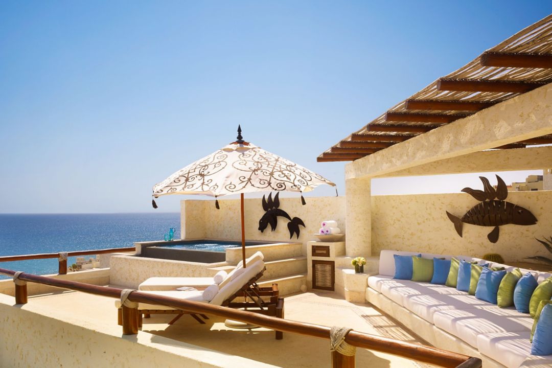 Suite con vista al Mar de Tres Habitaciones  Las Ventanas al Paraiso, A  Rosewood Resort